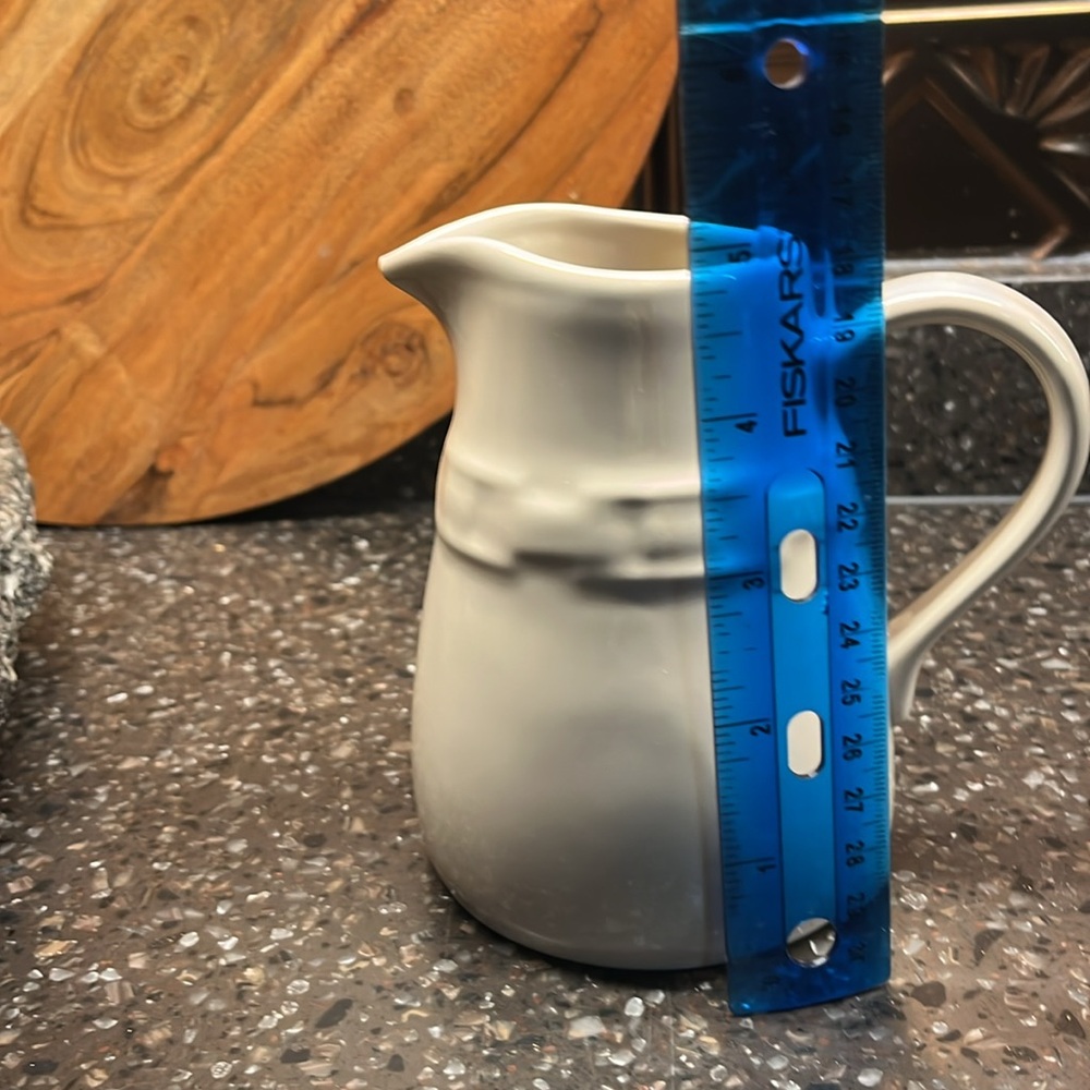 Longaberger Cream Ceramic pitcher/vase - Picture 4 of 5